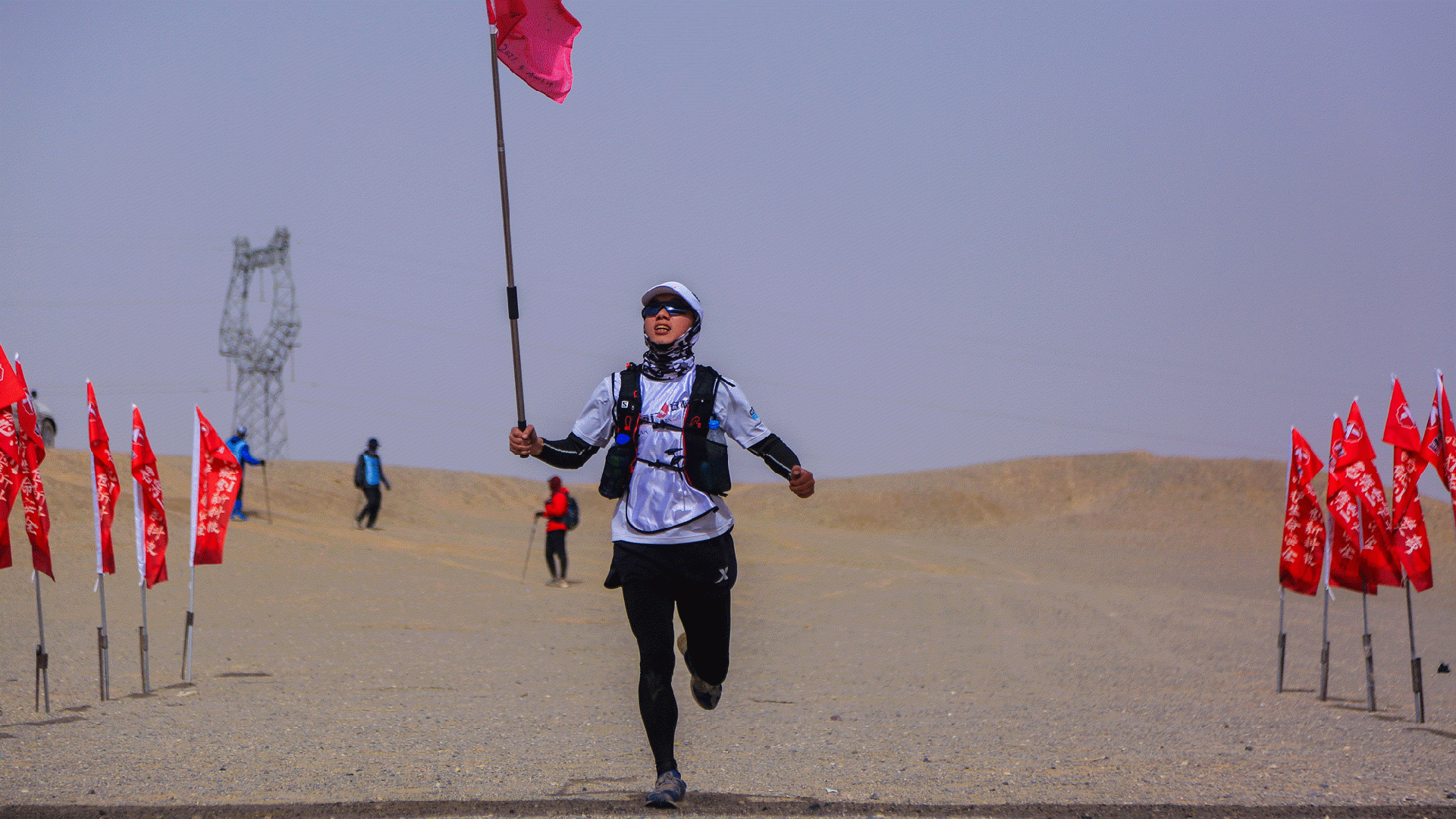 1617842856369975.gif 沖線.gif